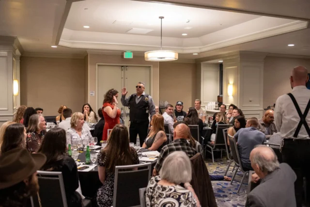 Our interactive shows are designed to get everyone involved and working together. Perfect for your next company outing! 🤝 #dinnerdetective #murdermystery #truecrime