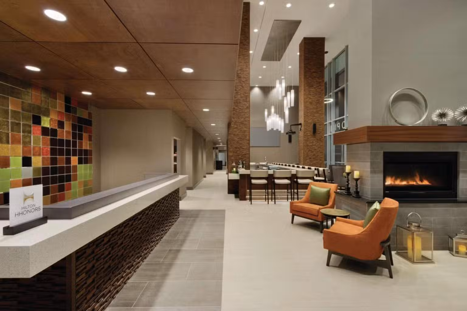 Hilton Garden Inn Calgary Downtown Dining Room